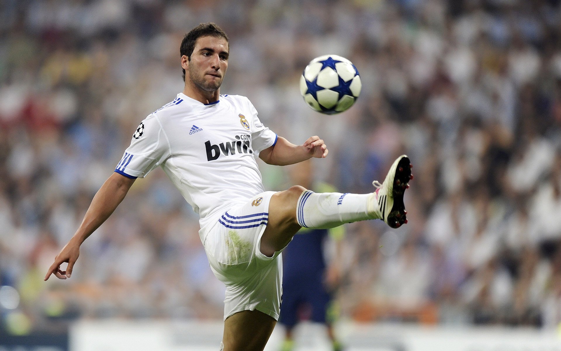 跨界爆冷，从明尼苏达到马德里，新生代如何接管赛场